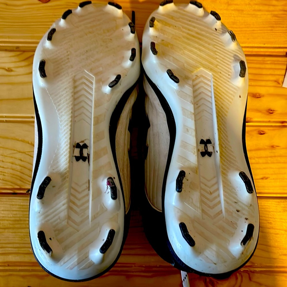 Under armor football cleats